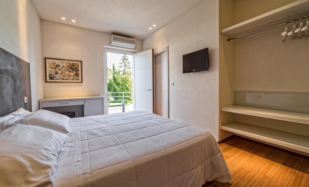 צ'יביטאנובה מארקה Hotel Country House La Radice חדר תמונה